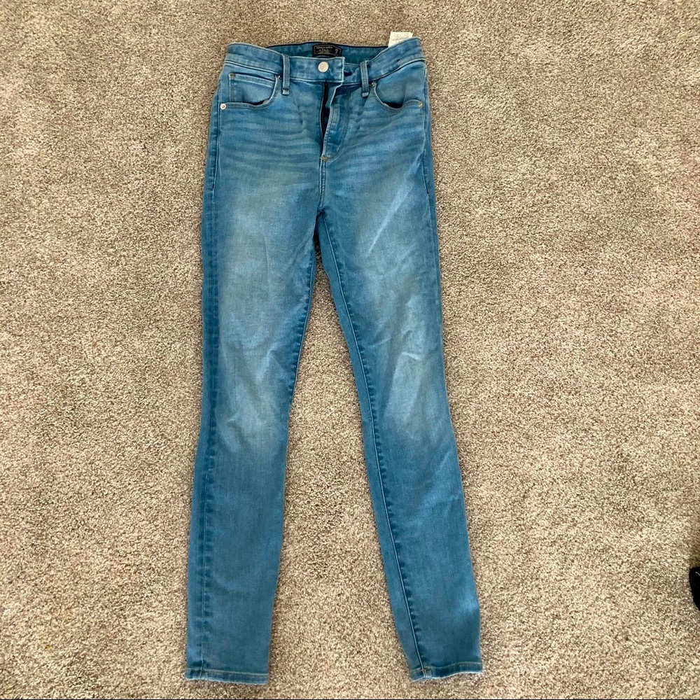 Abercrombie High Rise Jeans
